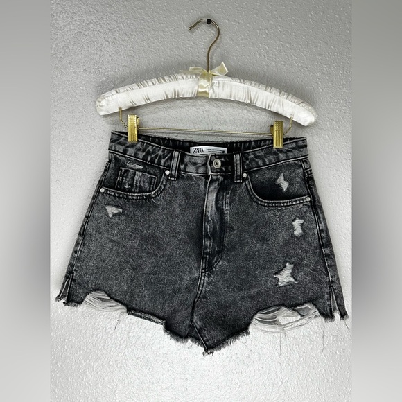 Zara High Rise Cut Off Denim Short Distressed Gray Size 4 US - Picture 3 of 9